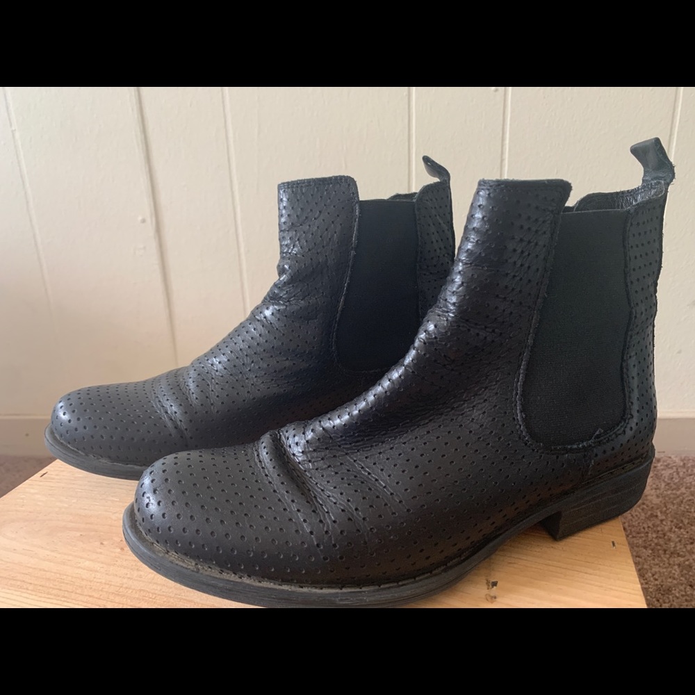 Black Leather Boots - Hole Punched Upper - Size 39
